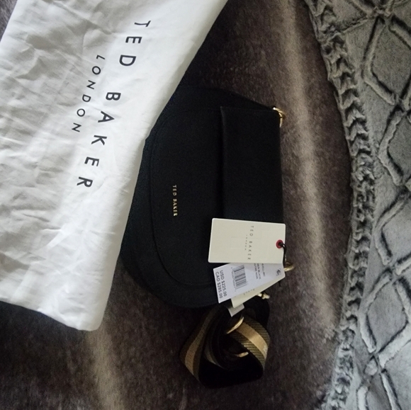 Ted Baker Darcell Leather Cross Body Bag - Picture 2 of 5
